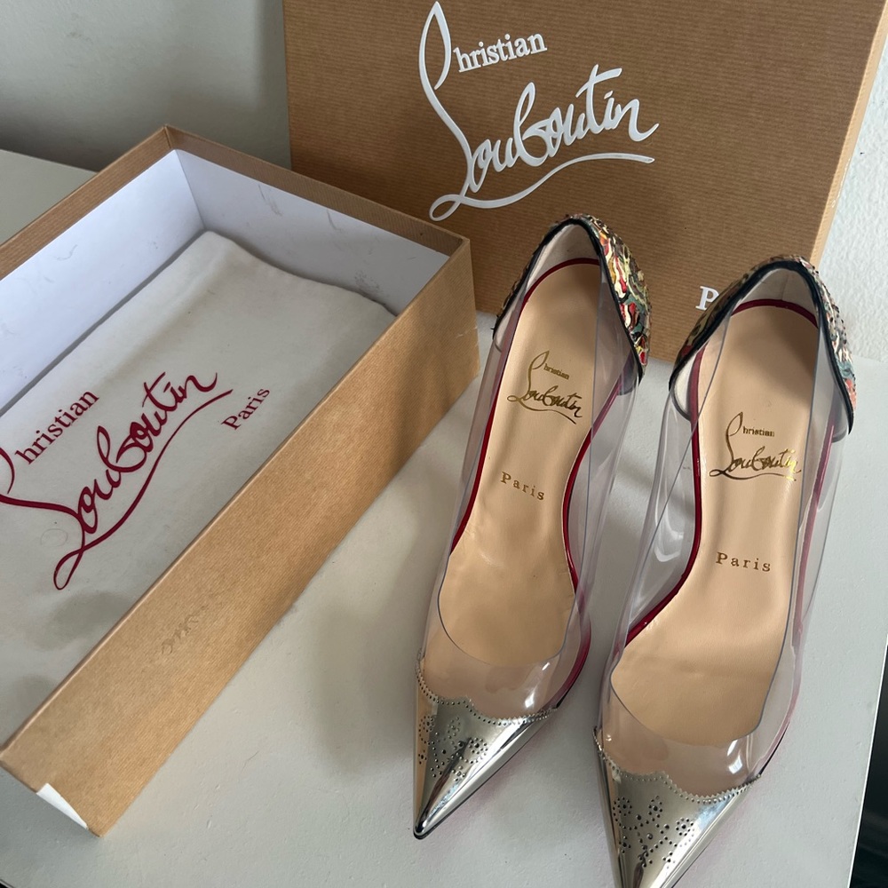 Christian Louboutin "Djalouz" pump New Includes box & dust bags Size 37